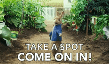 Come On In Come In GIF - Come On In Come In Enter GIFs