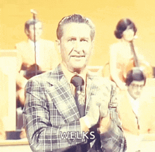 Lawrence Welk 1975 GIF - Lawrence Welk 1975 Round Of Applause GIFs