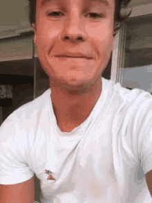 michael ronda mexican actor cute handsome selfie