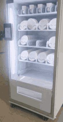 Plate Vending Machine GIF - Plate Vending Machine GIFs
