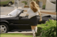 Get In The Car Jump Into The Car GIF - Get In The Car Jump Into The Car Late To School GIFs