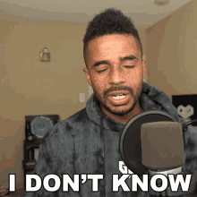 I Dont Know Raynday Gaming GIF - I Dont Know Raynday Gaming Evdog805 GIFs