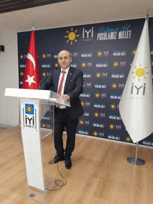 İyi Parti’nin Simav Belediye Başkanı Adayı İskender özdağ GIF