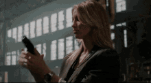 Roy And June Shoot Knight And Day GIF - Roy And June Shoot Knight And Day Roy And June GIFs