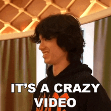 It'S A Crazy Video Benjamin Spande GIF - It'S A Crazy Video Benjamin Spande Lofe GIFs