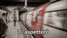 Ti Aspetterò Amore A Distanza Viaggio Treno Metro GIF - Iw Ill Wait For You Long Distance Love Trip GIFs