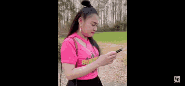 ladyboy giff Ladyboys GIFs - Find & Share on GIPHY