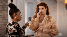 Head Nod Grace Adler GIF - Head Nod Grace Adler Debra Messing GIFs