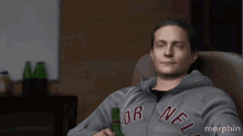 Tobey Maguire Beers GIF - Tobey Maguire Beers Cheers GIFs