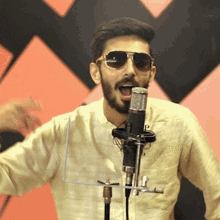 Singing Anirudh Ravichander GIF - Singing Anirudh Ravichander Doctor GIFs