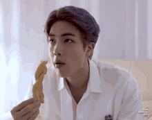Jin Eating Bts Jin GIF - Jin Eating Bts Jin Purplehairedjin GIFs