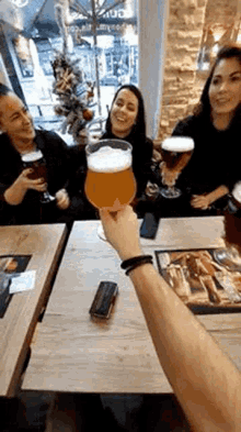 Beer Girls GIF - Beer Girls Drunk GIFs