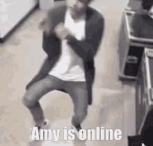Amy Is GIF - Amy Is Online GIFs