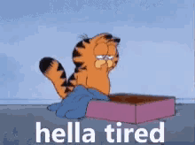 Sleepy Garfield GIF - Sleepy Garfield GIFs
