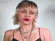 Miley Cyrus Cyrussgifs GIF - Miley Cyrus Cyrussgifs Super Bowl GIFs