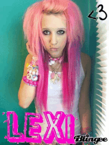 Lexi Pink Hair GIF - Lexi Pink Hair Emo GIFs