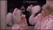 Joan Rivers Miss Piggy GIF - Joan Rivers Miss Piggy Muppets GIFs