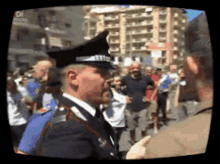Almenomiratebene Carabiniere Salvini Gavettone Mirate Police GIF - Almenomiratebene Carabiniere Salvini Gavettone Mirate Police GIFs