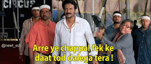 Phir Hera Pheri Ye Chappal Fek Ke Daat Tod Dalega Tera GIF - Phir Hera Pheri Ye Chappal Fek Ke Daat Tod Dalega Tera Kachra Seth GIFs