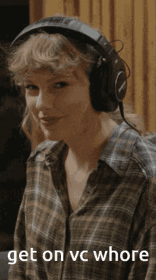 Taylor Swift Taylor GIF - Taylor Swift Taylor Get On Vc GIFs