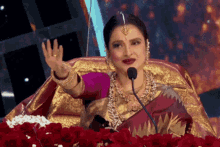 Rekha Bhanurekha Rekhaji Bollywood Indian Idol GIF - Rekha Bhanurekha Rekhaji Bollywood Indian Idol GIFs