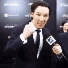 Benedict Cumberbatch Thumbs Up GIF - Benedict Cumberbatch Thumbsup Approve GIFs