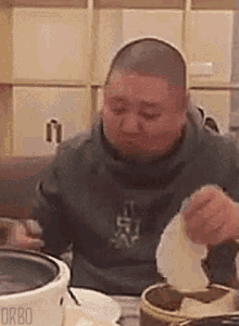 Hungry Swallow GIF - Hungry Swallow Glutton GIFs