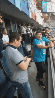 Diego Maradona Smile GIF - Diego Maradona Smile Thumbs Up GIFs