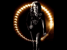 Neil Diamond 1972 GIF - Neil Diamond 1972 Stage GIFs