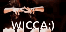 Adivina Soy Wave Witches GIF - Adivina Soy Wave Witches Wicca GIFs
