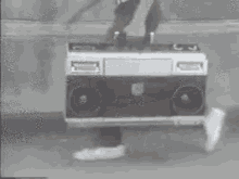 Radio GIF - Radio Old School Got The Beats GIFs