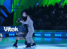 фигурноекатание каток костомаров чулпанхаматова GIF - Chulpan Hamatova Figurse Skating Ice Rink GIFs