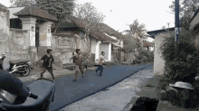 Dikejar Anjing GIF - Children Running Chased Bydog GIFs