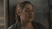 Relieved Shailene Woodley GIF - Relieved Shailene Woodley Tris GIFs