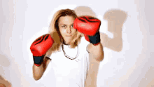 Felivers Mani GIF - Felivers Mani Punch GIFs