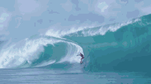 extreme surfing water big waves tahiti