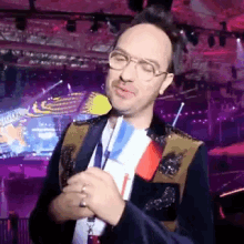 Jarry Bisous GIF - Jarry Bisous France GIFs