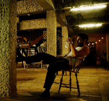 Seth Gecko Dj Cotrona GIF - Seth Gecko Dj Cotrona Drinking Alone GIFs