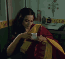 Rekha Rekhaji Bhanurekha Bahurani Tea GIF - Rekha Rekhaji Bhanurekha Bahurani Tea GIFs