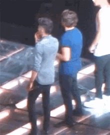Louis One GIF - Louis One Direction GIFs