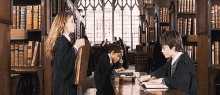 Harry Potter Daniel Radcliffe GIF - Harry Potter Daniel Radcliffe Hermione Granger GIFs