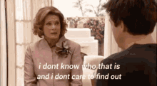 I Dont Know Who That Is I Dont Care To Find Out GIF - I Dont Know Who That Is I Dont Care To Find Out Lucille Bluth GIFs