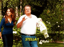Stella Modern Family GIF - Stella Modern Family Cam GIFs