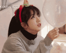 Jisoo Cute GIF - Jisoo Cute Balloon GIFs