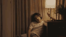 Turn Off The Light Lampshade GIF - Turn Off The Light Lampshade Goodnight GIFs