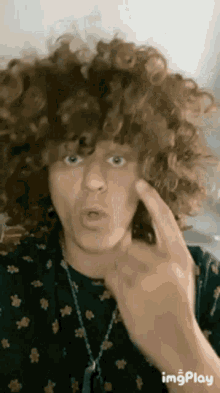 aurelien aurelien deaf selfie curly hair cute