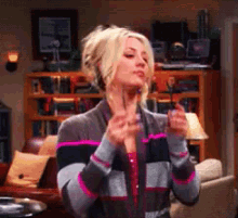 Trying To Look Smart In Lectures GIF - Big Bang Theory Kaley Cuoco Smart GIFs