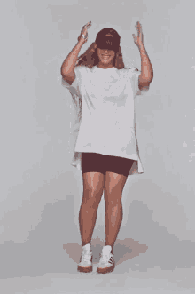 Queen Bey Beyonce GIF - Queen Bey Beyonce Ivy Park GIFs