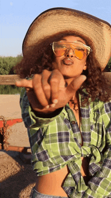 Country Cowboy GIF - Country Cowboy Cowgirl GIFs
