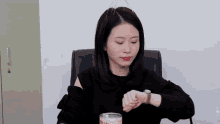 Watch What Time Is It Late GIF - Watch What Time Is It Late 看手錶 GIFs